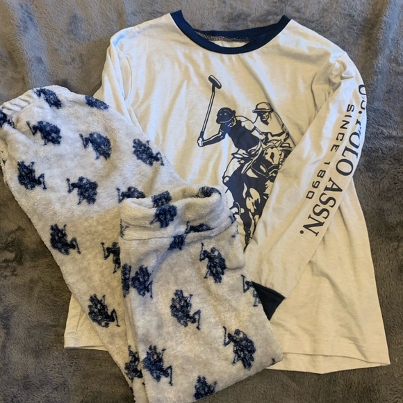 U.S. Polo Assn. White and Blue Pajama Set Classic Comfort - Picture 1 of 8